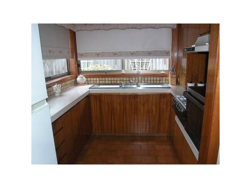 Curletts Road, Lara VIC 3212