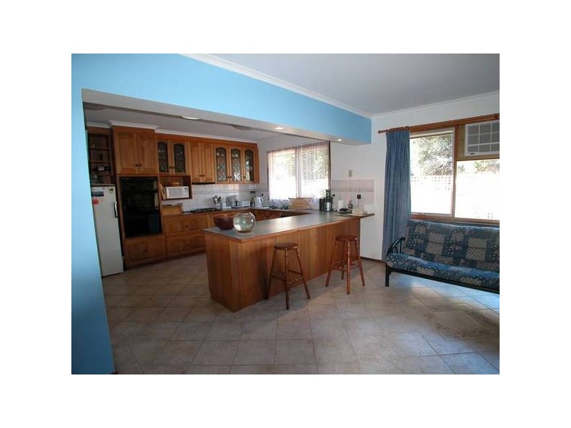 Plover Street, Lara VIC 3212