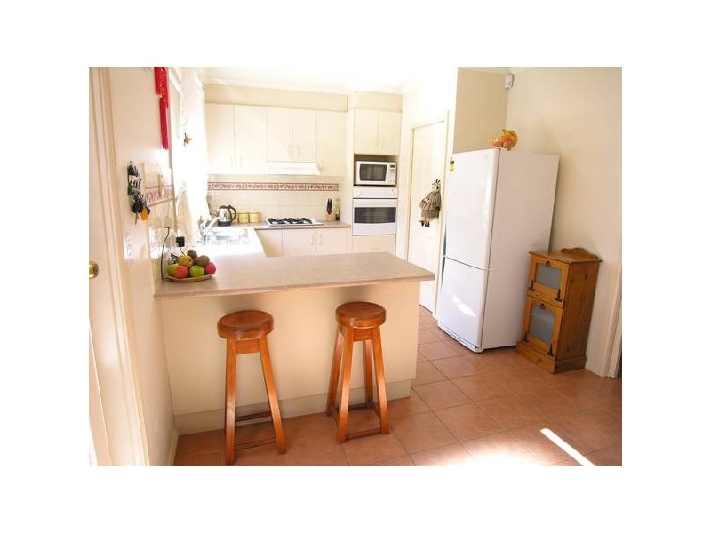 9 Blackbird Circuit, Lara VIC 3212