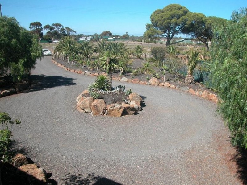 945 Princes Hwy, Lara VIC 3212