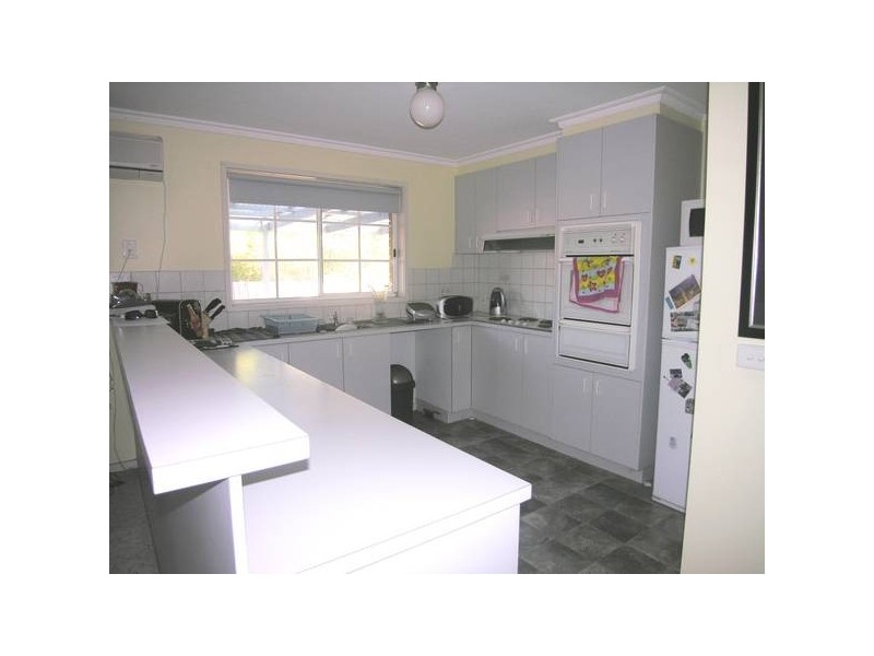 4/28/30 Cameron Crescent, Lara VIC 3212