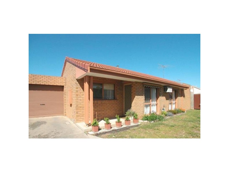 2/117 Kees Road, Lara VIC 3212