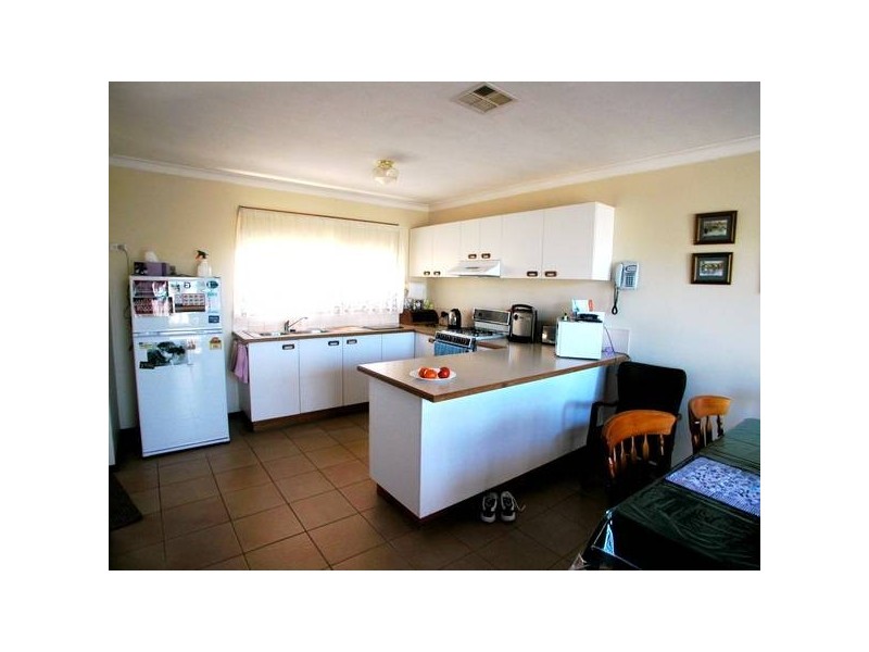 2/117 Kees Road, Lara VIC 3212