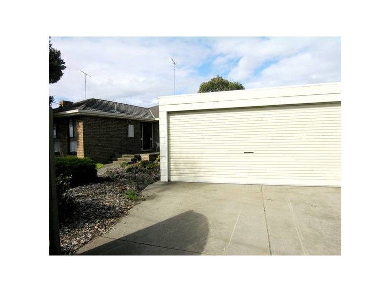 22 Banksia Square, Corio VIC 3214