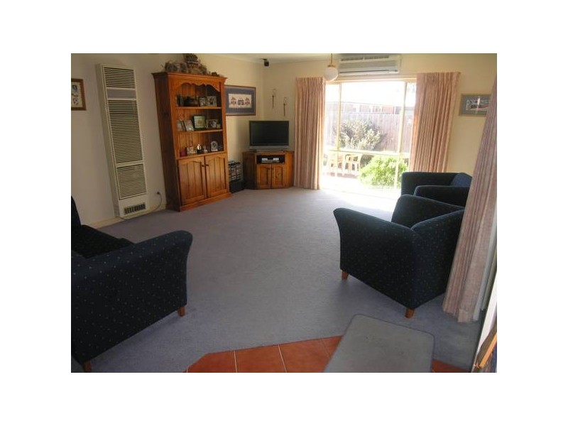 15 Sherwood Grove, Lara VIC 3212