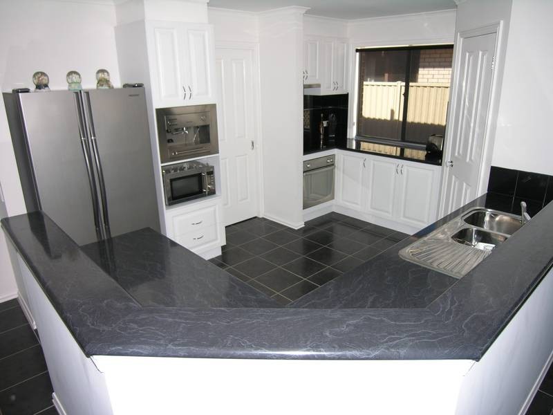 5 Antares Ave, Lara VIC 3212