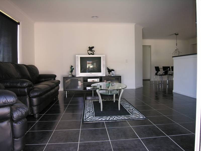 5 Antares Ave, Lara VIC 3212