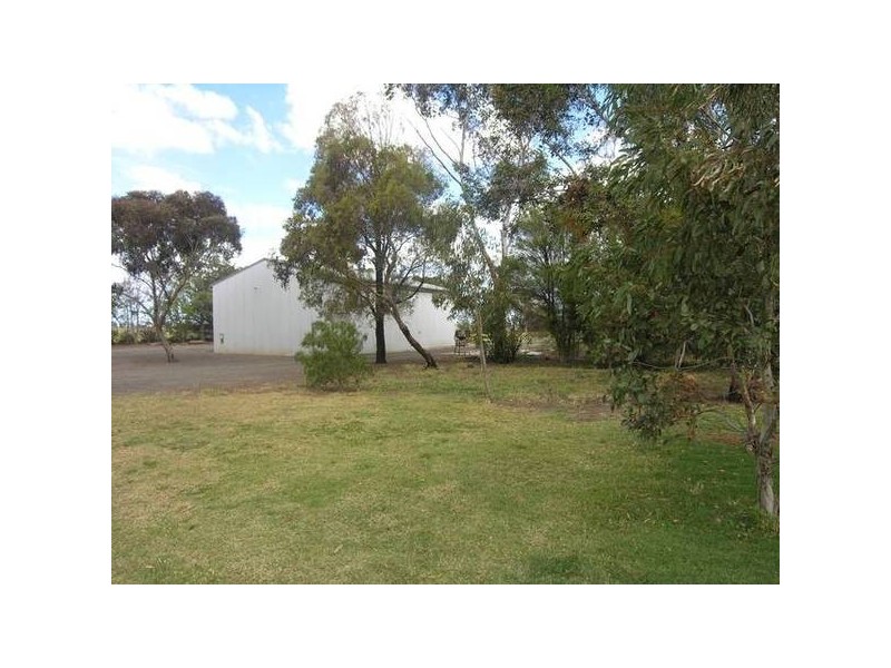 90 Narraburra Road, Little River VIC 3211