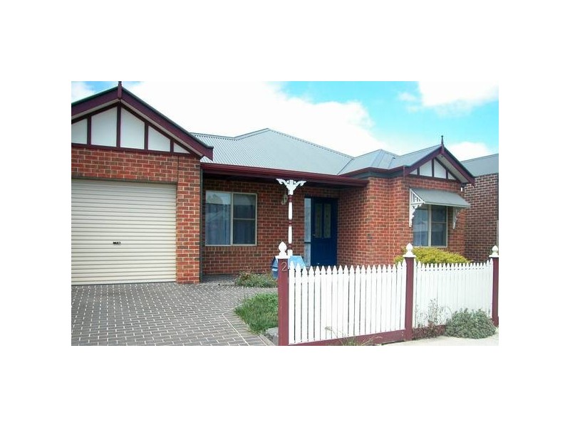 2 Francis Court, Lara VIC 3212