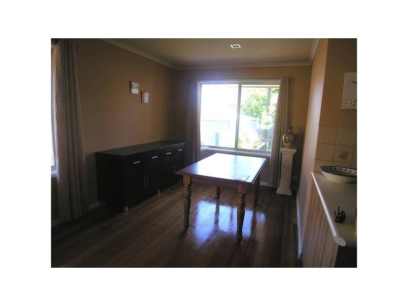 55 Walkers Rd, Lara VIC 3212