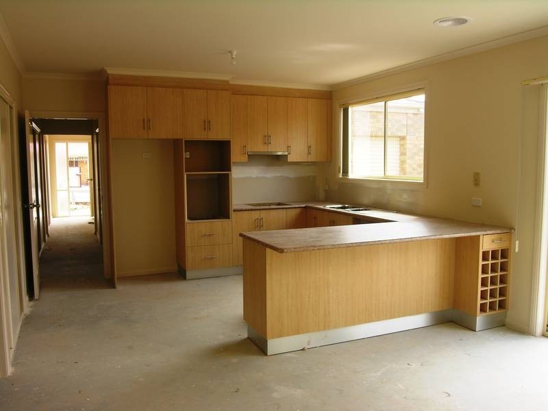 2 Hailar Lane, Lara VIC 3212