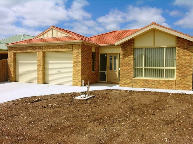 6 Hailar Lane, Lara VIC 3212