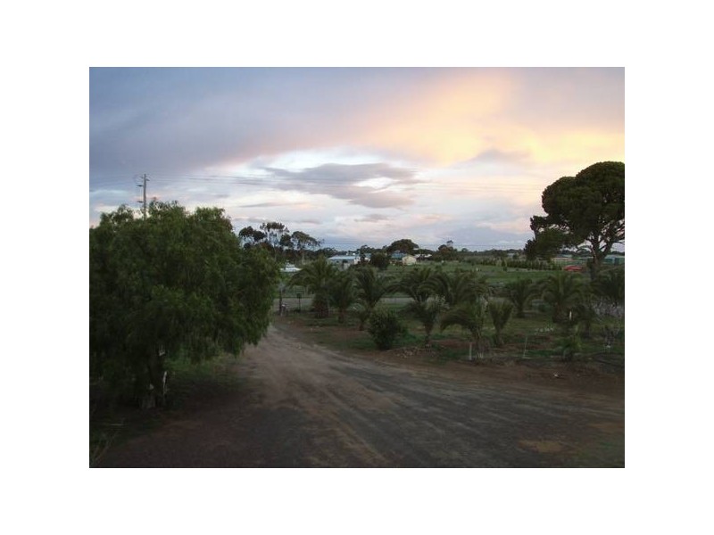 945 Princess Highway, Lara VIC 3212
