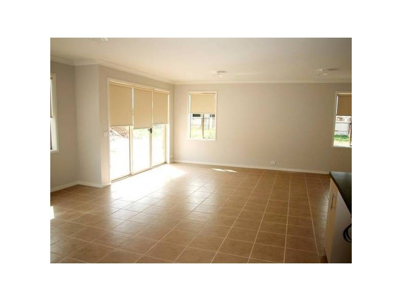 2/97 Flinders Avenue, Lara VIC 3212