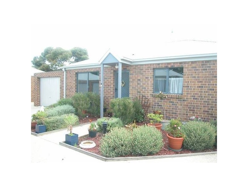 2-209/211 Princes Hwy, Corio VIC 3214