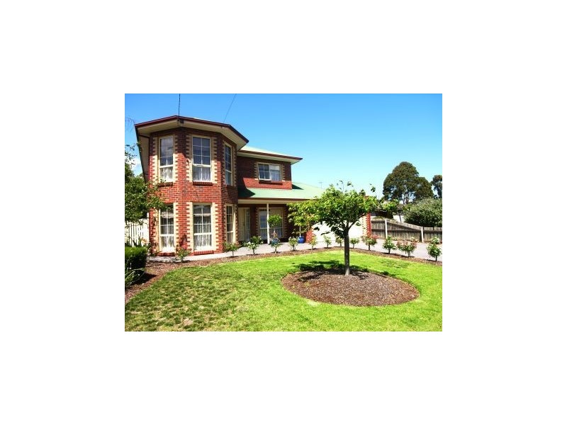 10 Benjamin Drive, Lara VIC 3212