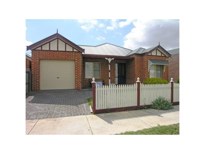 2 Francis Court, Lara VIC 3212