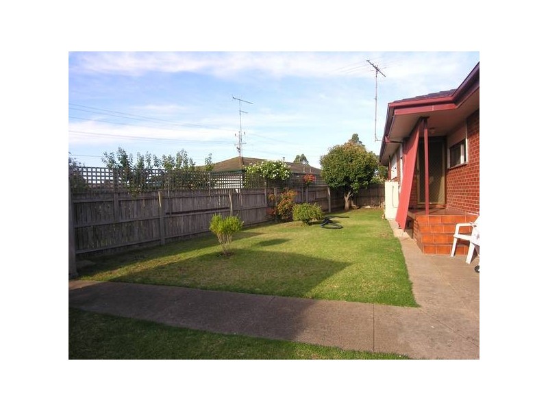 6 Weir Court, Corio VIC 3214