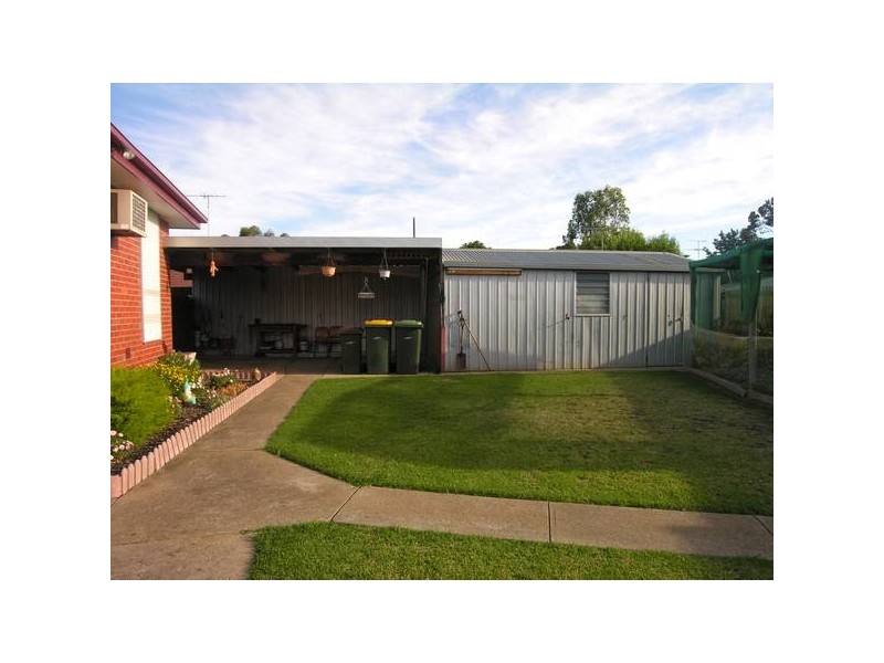 6 Weir Court, Corio VIC 3214