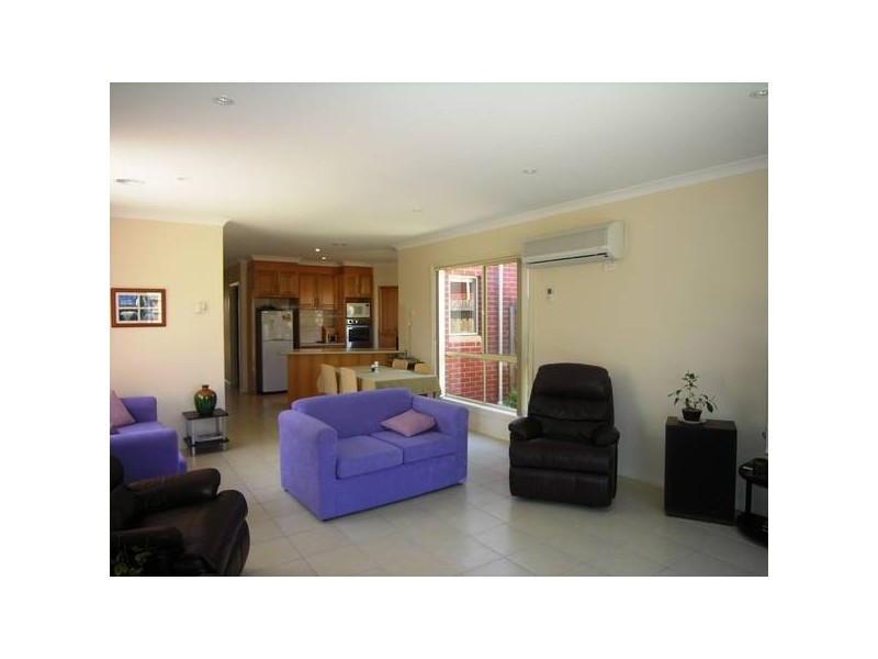 2/23 Corangamite Drive, Corio VIC 3214