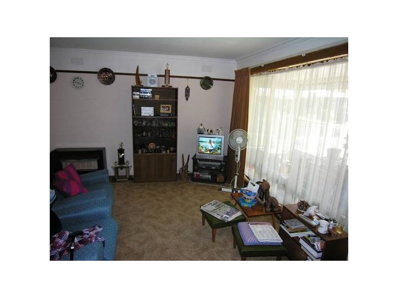 24 Rodborough Crescent, Corio VIC 3214