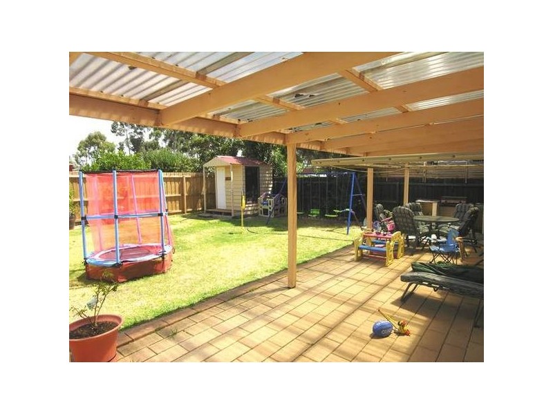 10 Kyema Drive, Lara VIC 3212