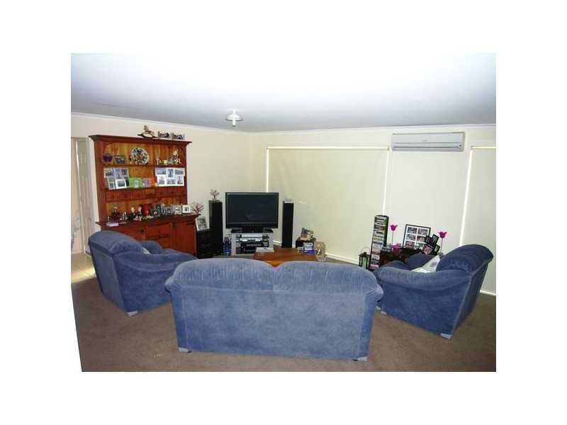 2/104 McClelland Avenue, Lara VIC 3212