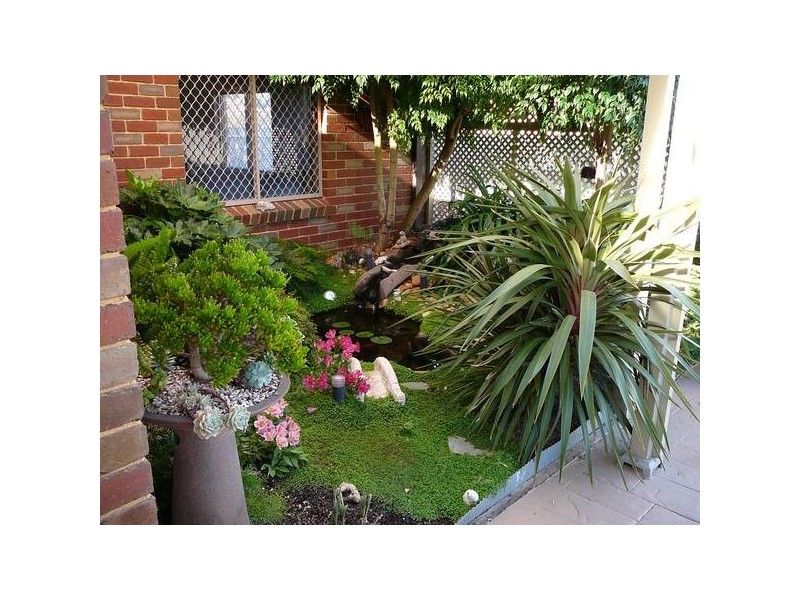 16 Sherwood Grove, Lara VIC 3212