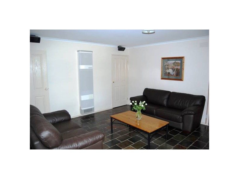 9 Plover Street, Lara VIC 3212