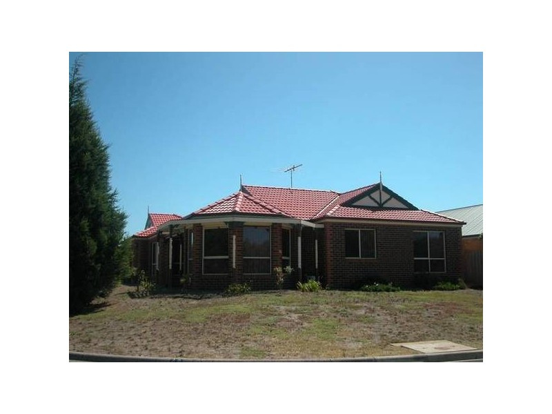 48 Lara Boulevarde, Lara VIC 3212