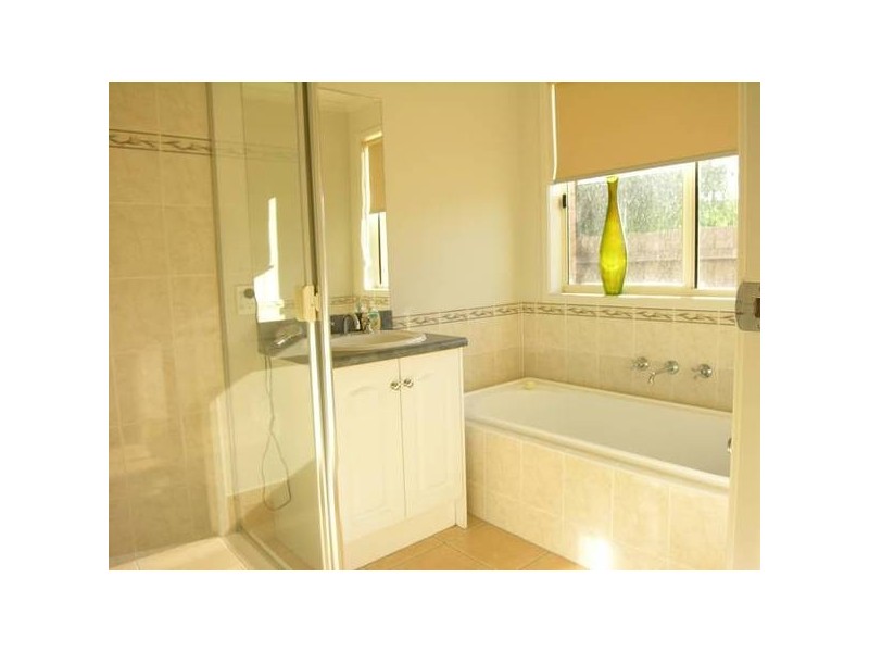 5 Blande Court, Lara VIC 3212