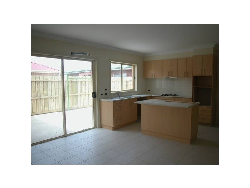 24 Maria Court, Lara VIC 3212