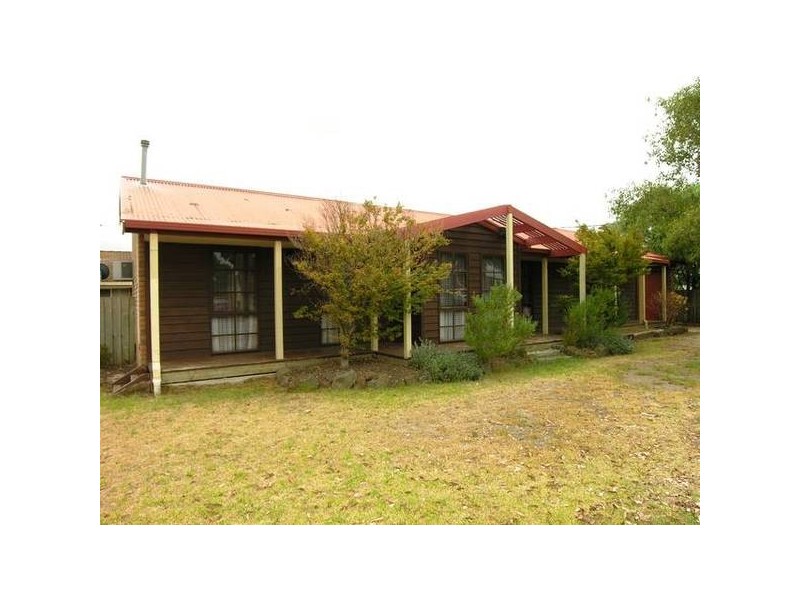 83 Forest Road, Lara VIC 3212