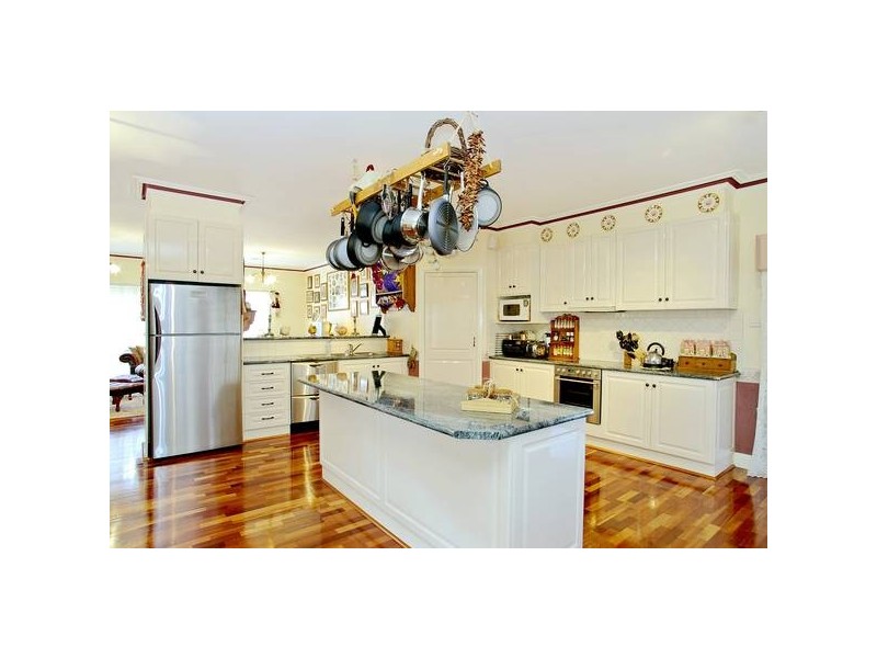 12 Balagundi Drive, Lara VIC 3212