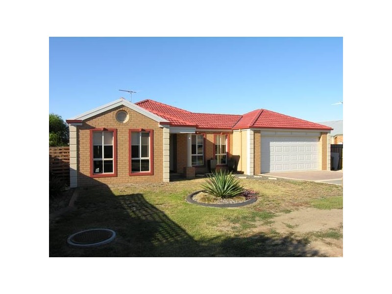 5 Blande Court, Lara VIC 3212