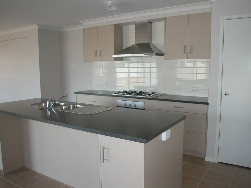 1/97 Flinders Avenue, Lara VIC 3212