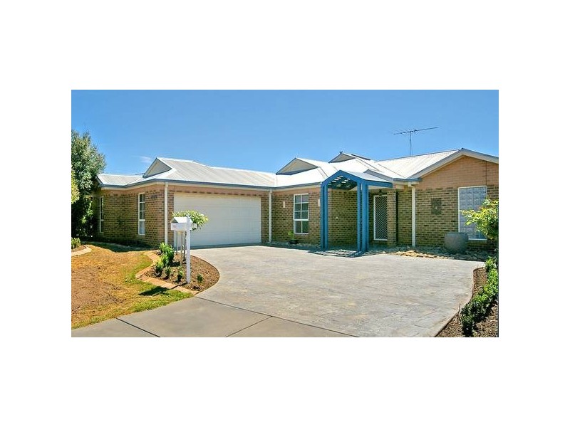 17 Egret Court, Lara VIC 3212