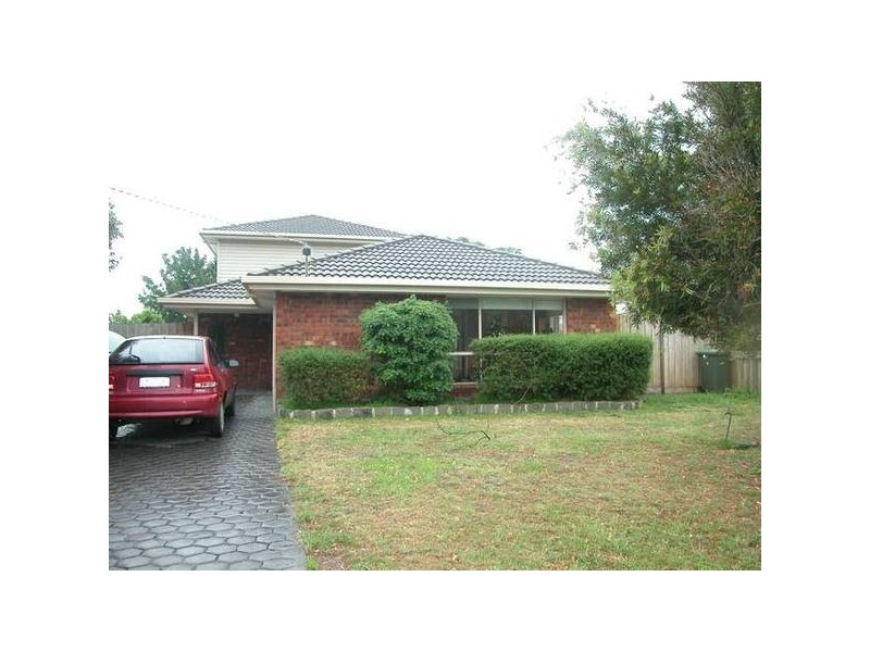 11 Kyema Drive, Lara VIC 3212