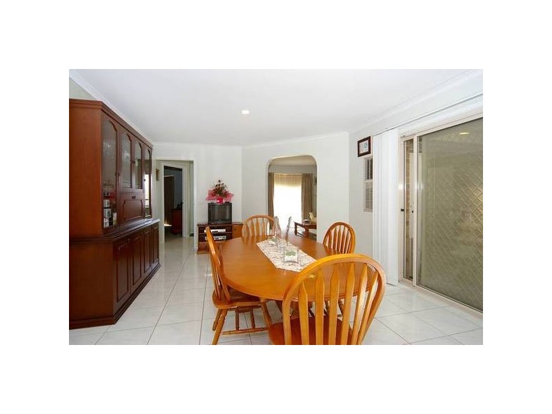 11 Lake Road, Lara VIC 3212