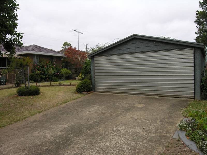 39 Station Lake Road, Lara VIC 3212
