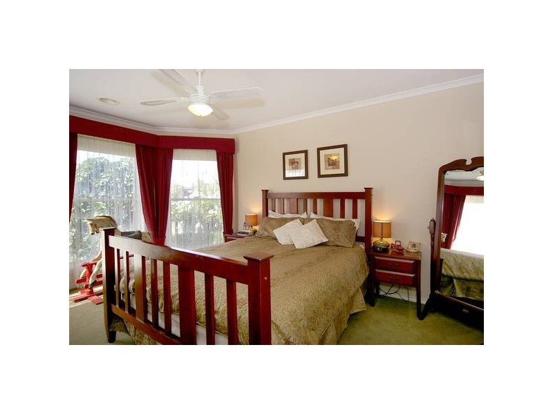 17 Young Street, Lara VIC 3212