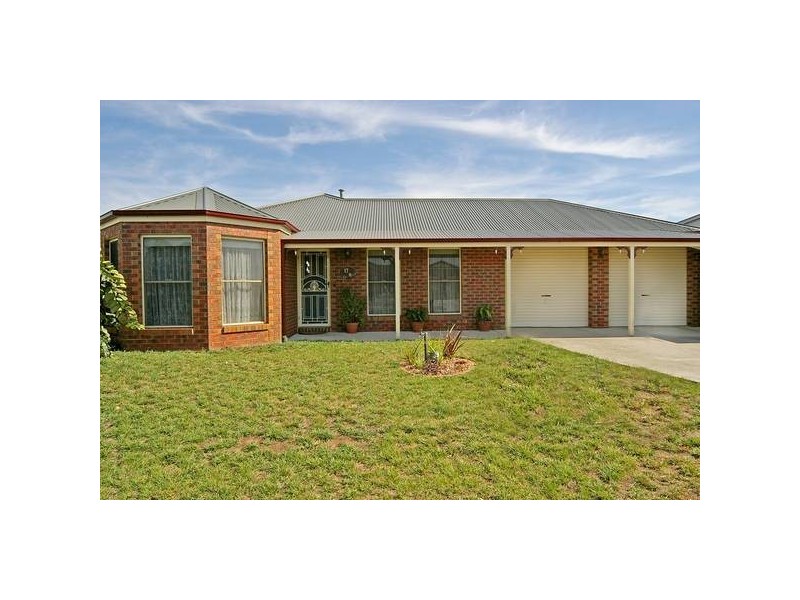 17 Young Street, Lara VIC 3212