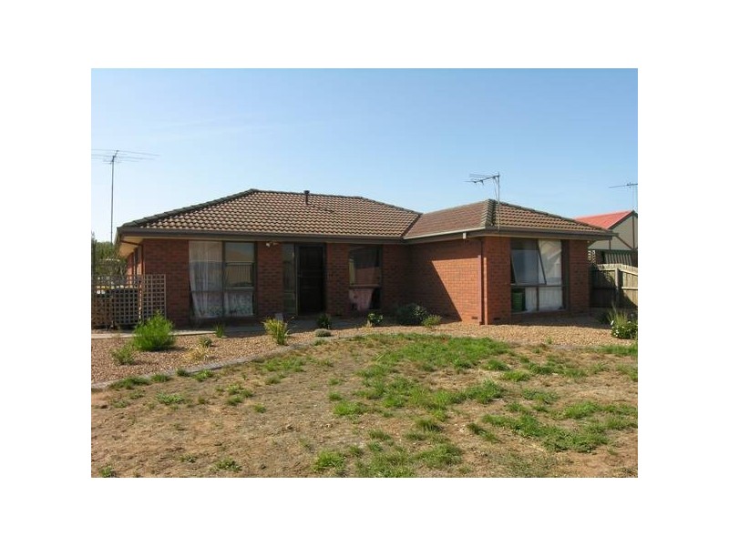 3 Kantara Crescent, Lara VIC 3212