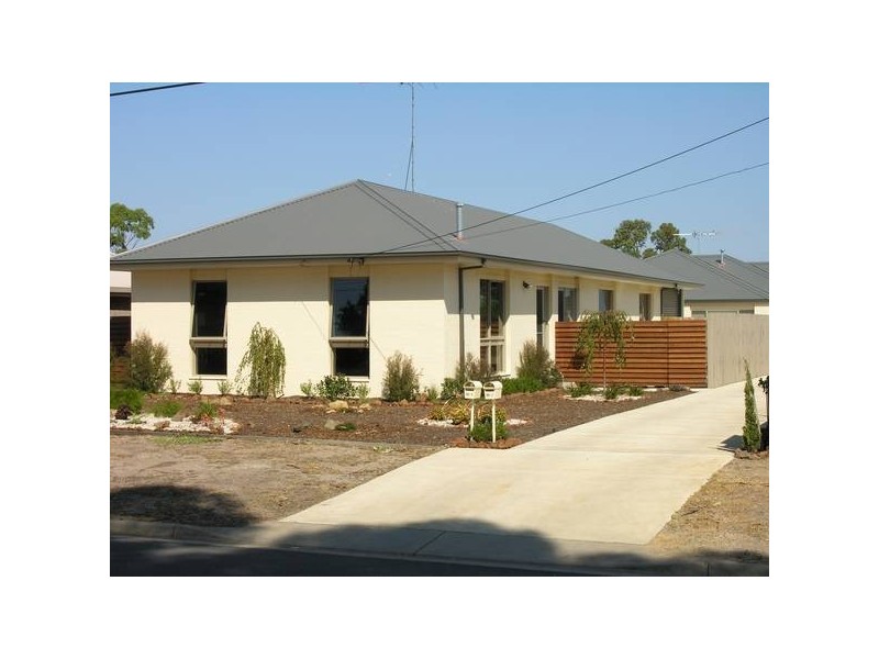 1/104 McClelland Avenue, Lara VIC 3212