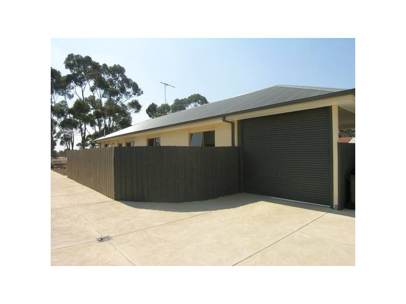 1/104 McClelland Avenue, Lara VIC 3212