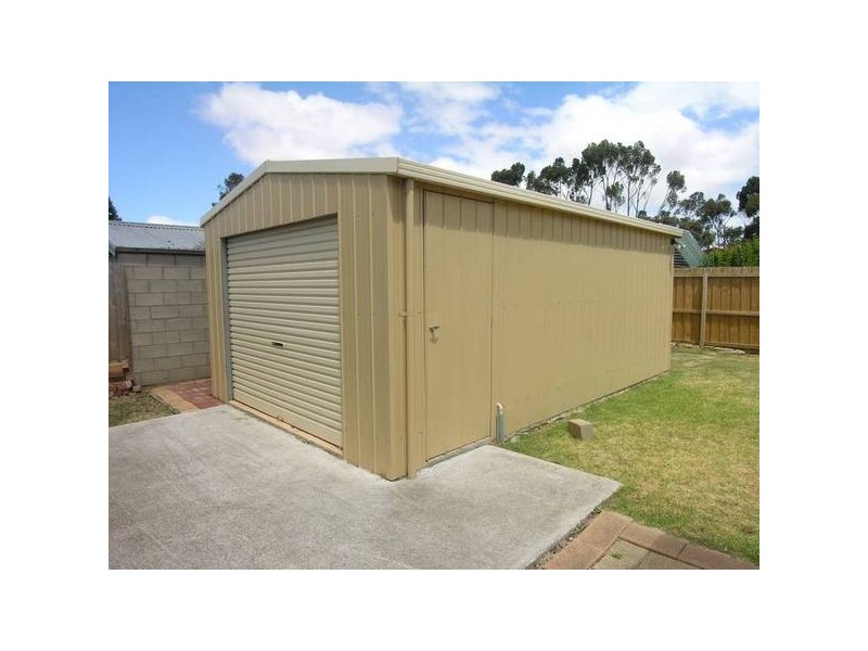 10 Kyema Drive, Lara VIC 3212