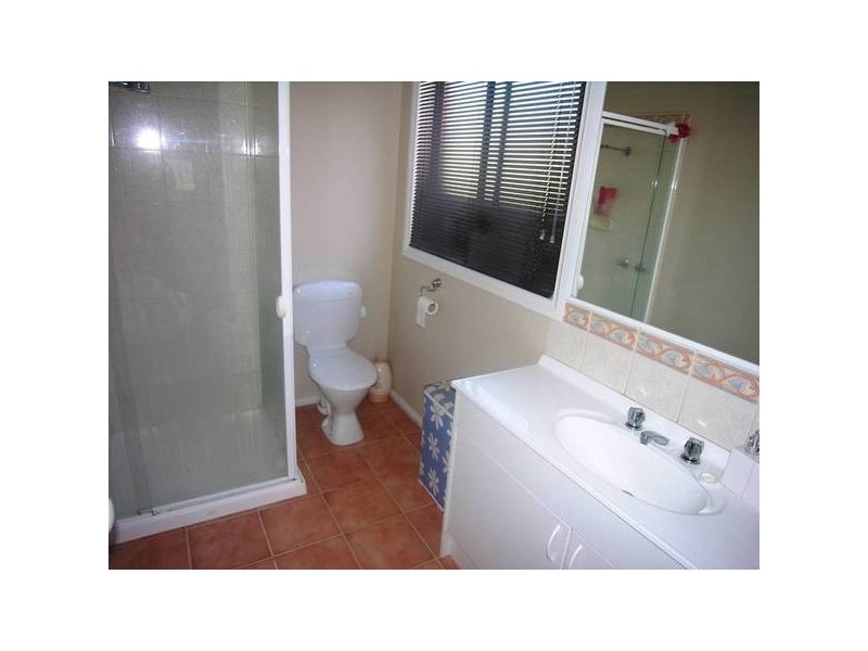 15 Greenleaf Drive, Lara VIC 3212