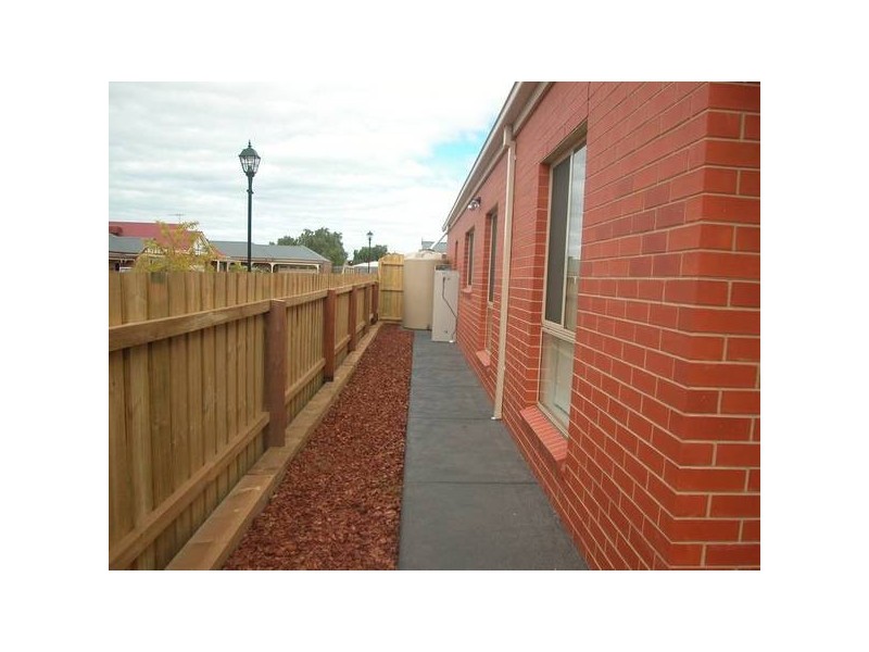 4 Maria Court, Lara VIC 3212