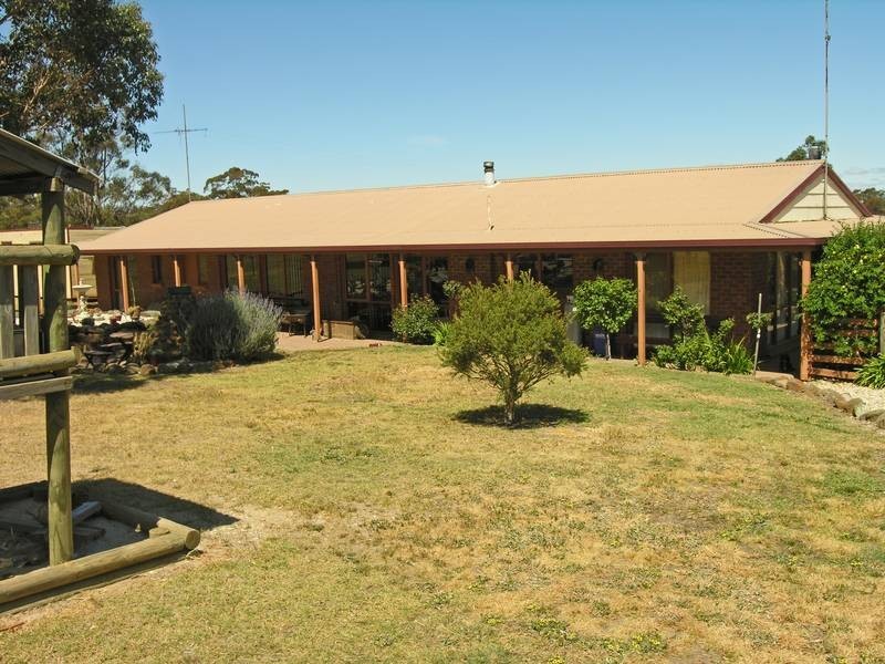 70 Manna Gum Place, Anakie VIC 3221