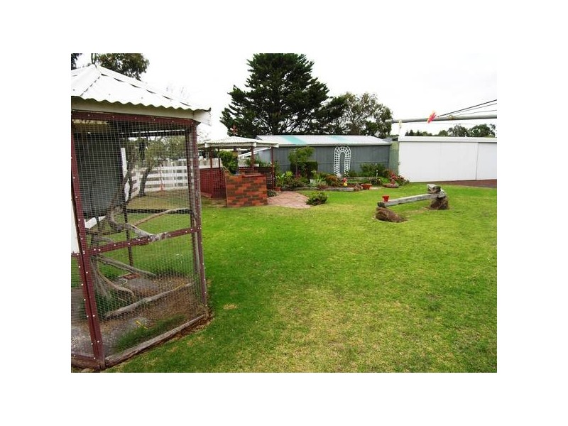 565 Windermere Road, Lara VIC 3212